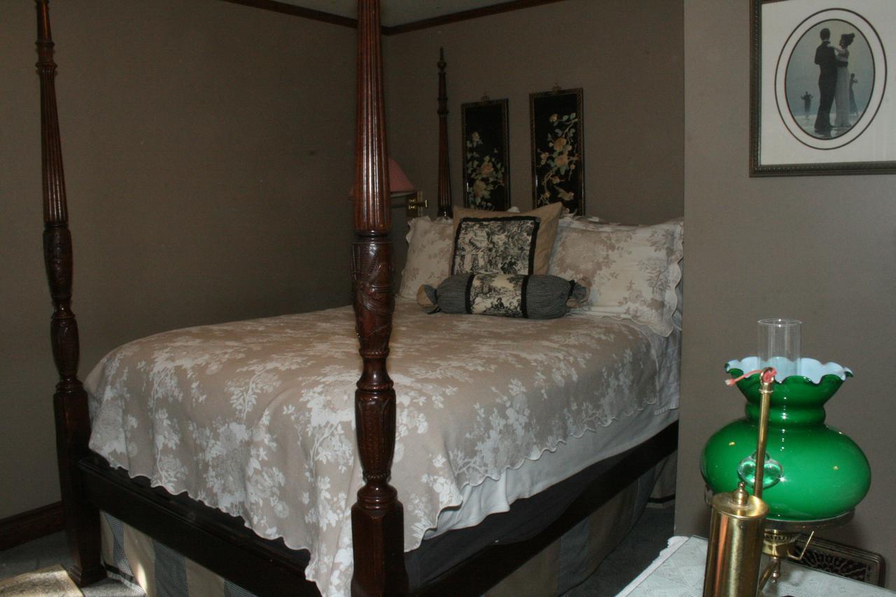 Rose Arden Bed & Breakfast Hamilton Exterior photo